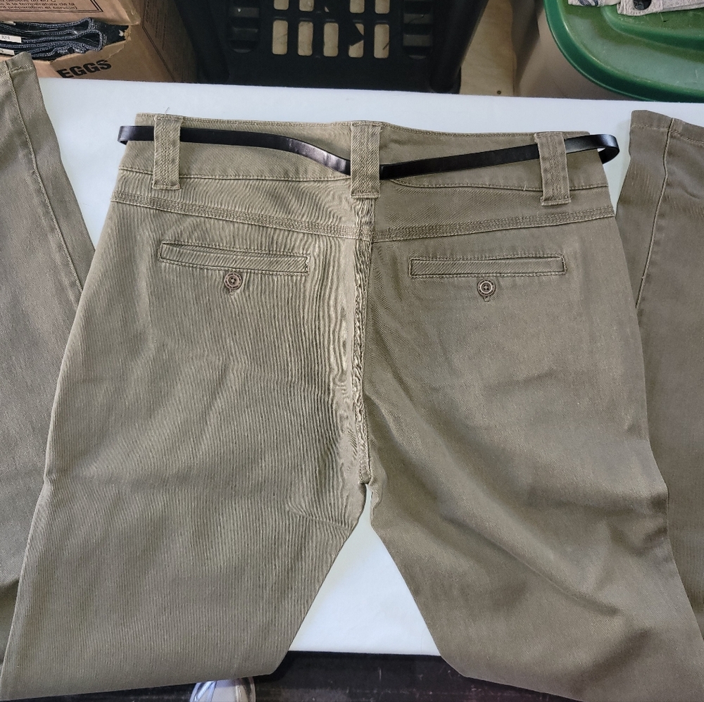 BeBop Green Boot Cut With Belt Size 11